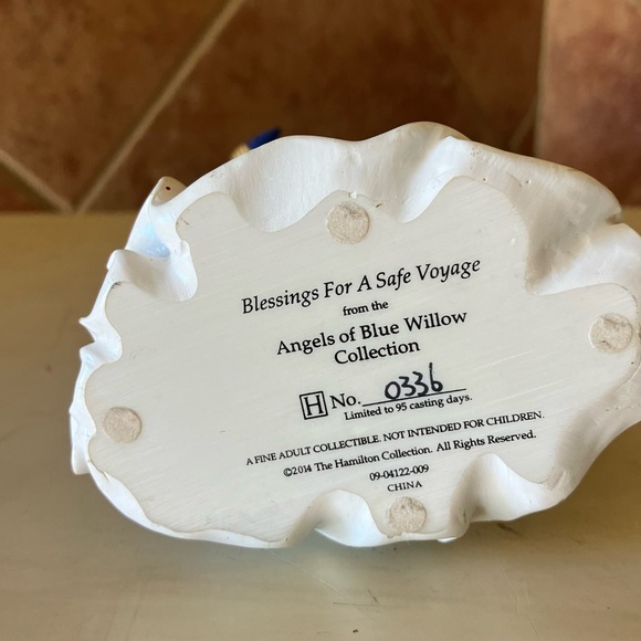 Blue Willow Angel Blessings for a Safe Passage - Picture 3 of 8